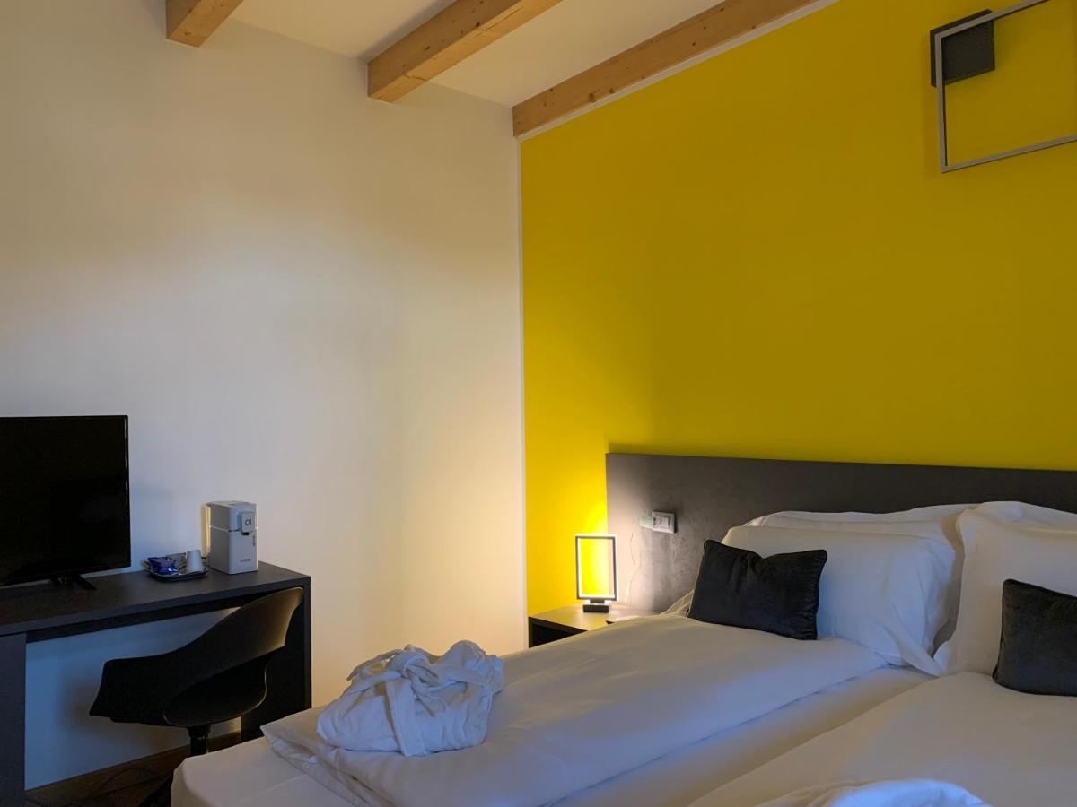 Guest House Le Cassandre Sondrio Exteriér fotografie
