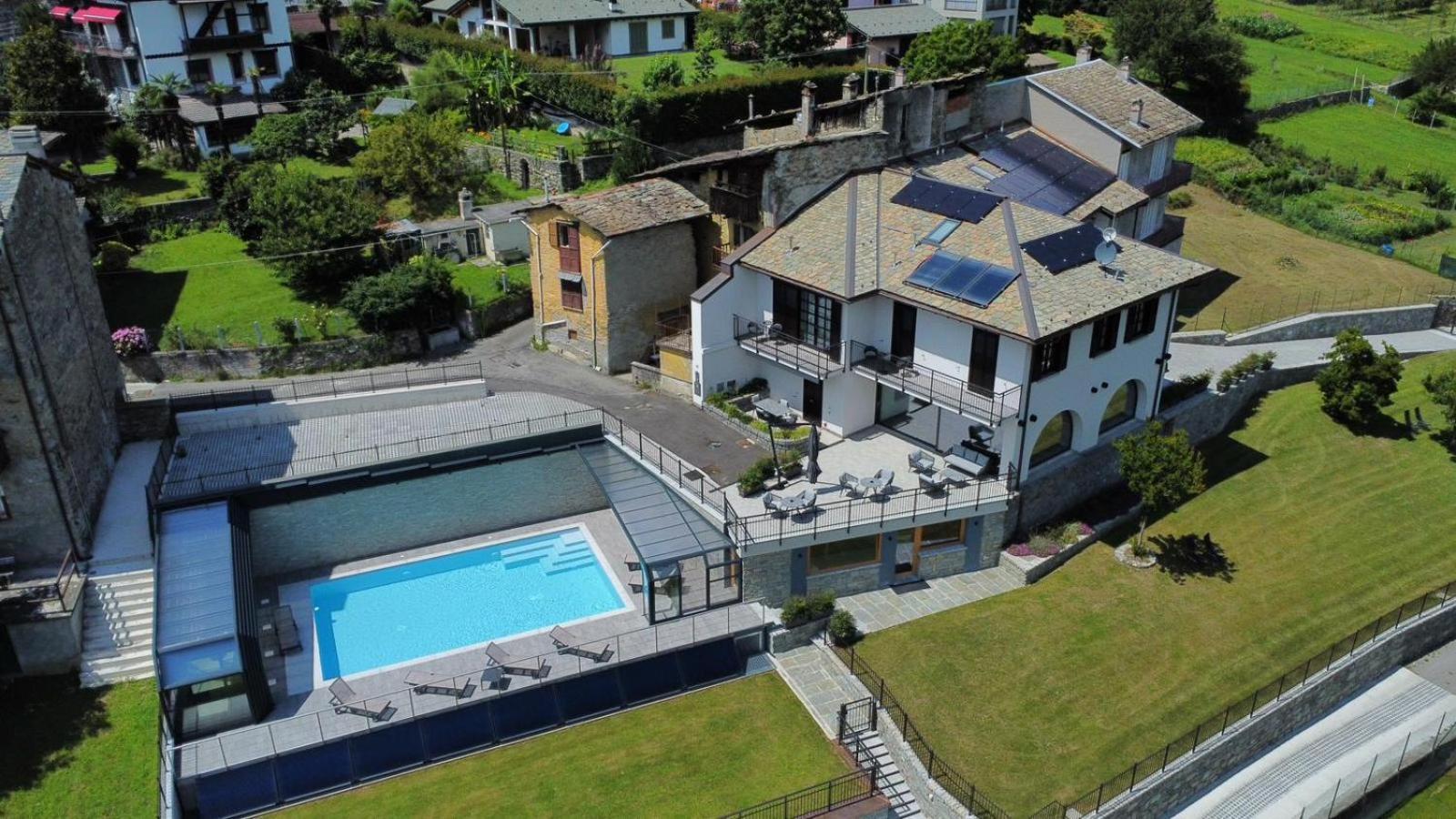 Guest House Le Cassandre Sondrio Exteriér fotografie
